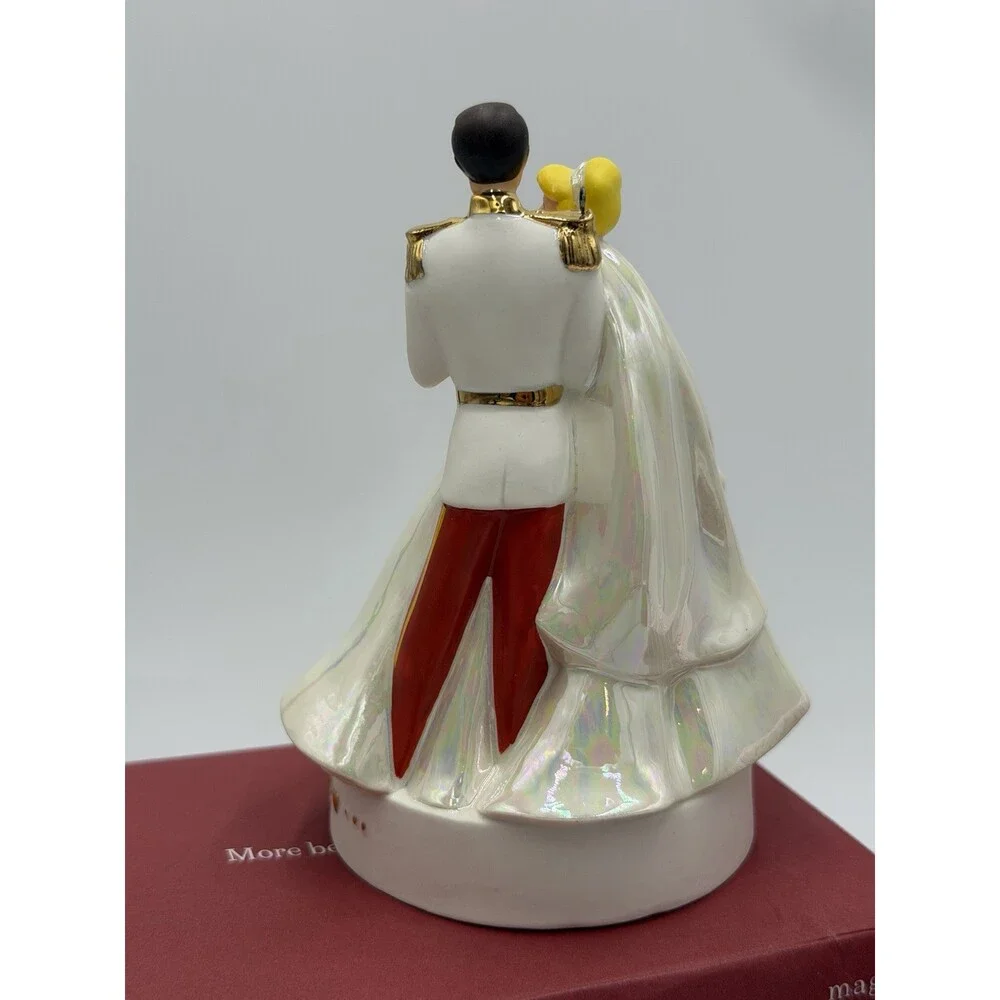 Hallmark Keepsake Disney Cinderella Wedding Porcelain Magic Sound Ornament